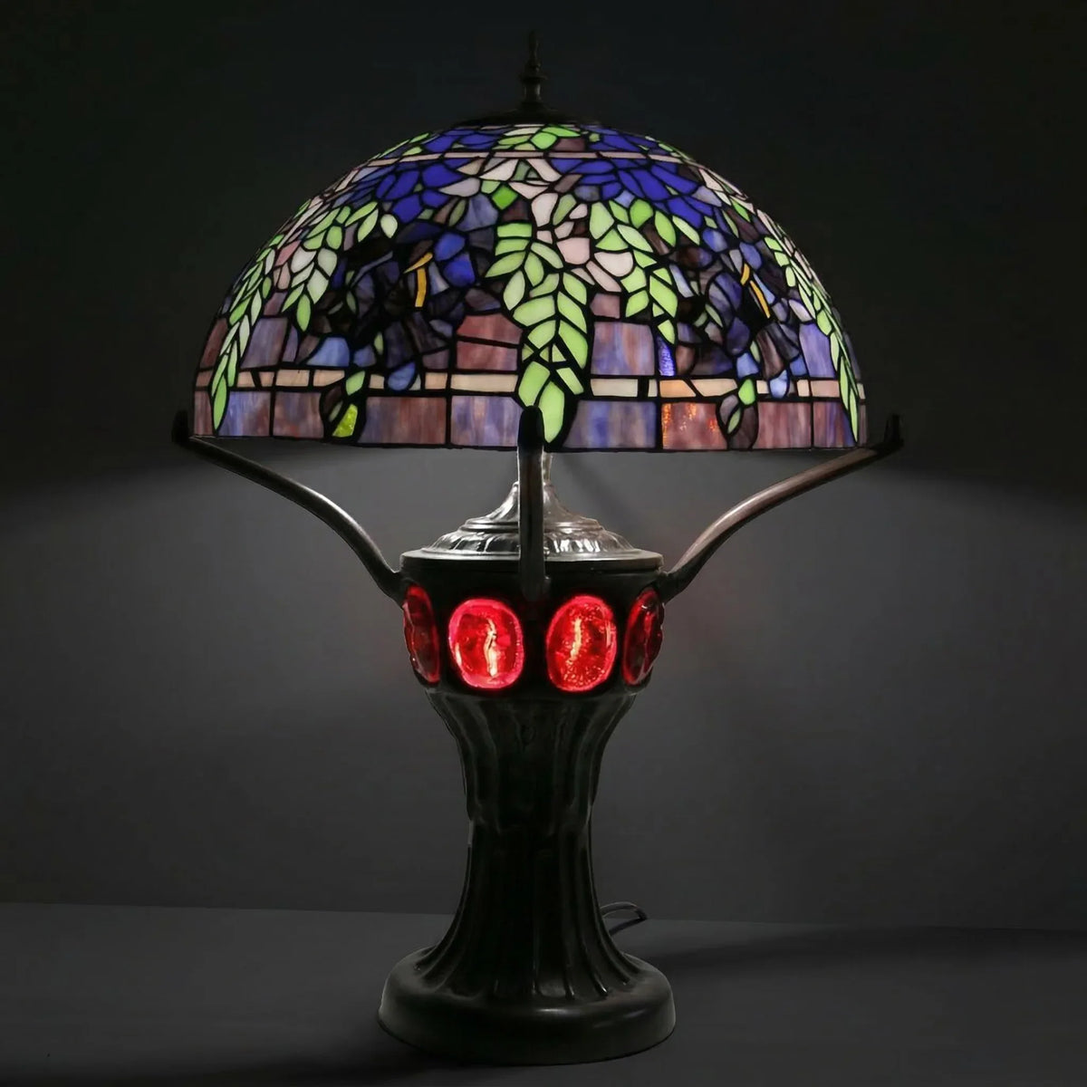 Tiffany Table Lamp - Wisteria 20"
